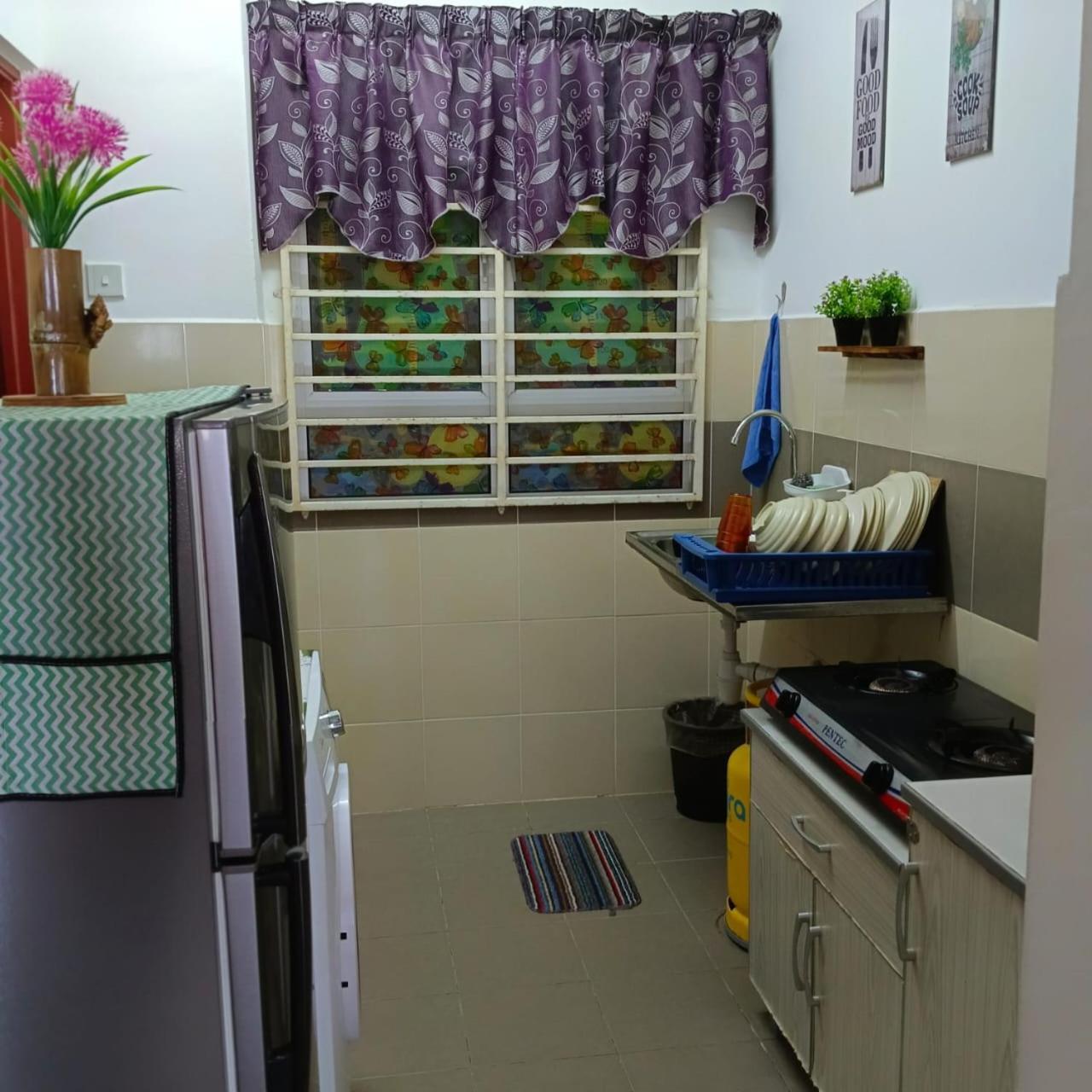 Homestay Camelia Kuala Terengganu Houses 3 Room 2 Bathroom - Near Batu Buruk Beach , Drawbridge, Pasar Payang, Ktcc Mall & Hospital Hsnz 部屋 写真